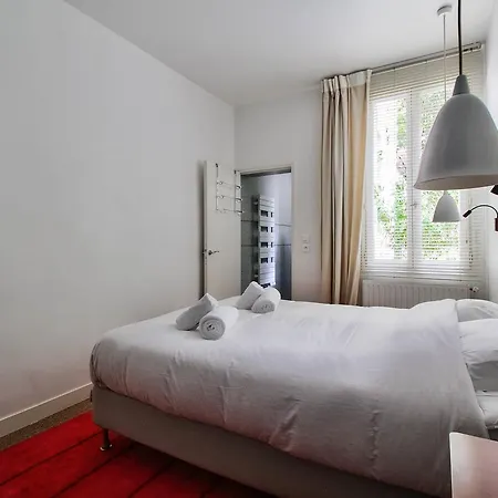 Mouton Duvernet Apartment *