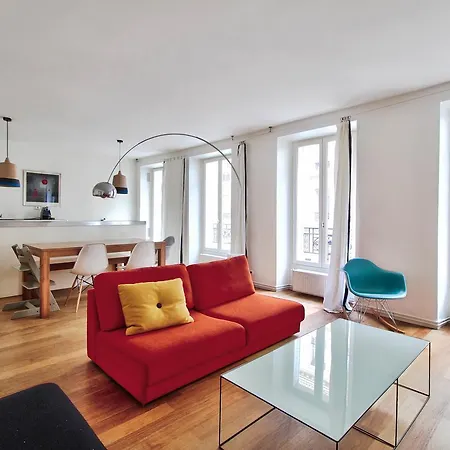 Mouton Duvernet Apartment