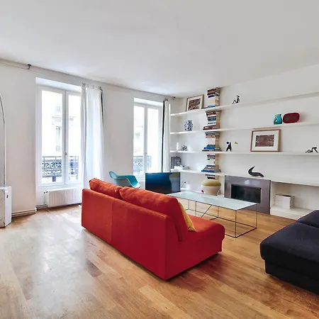 Mouton Duvernet Apartment
